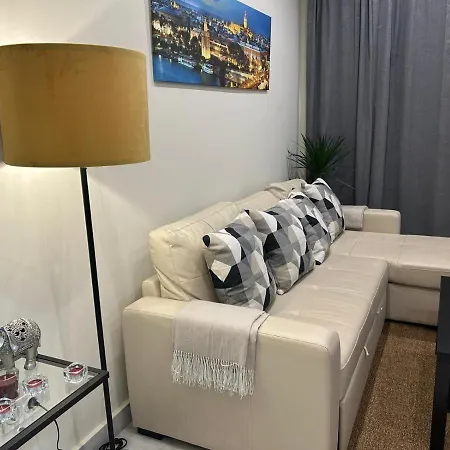 Apartment Fibes-congresos Parking Gratis Sevilla